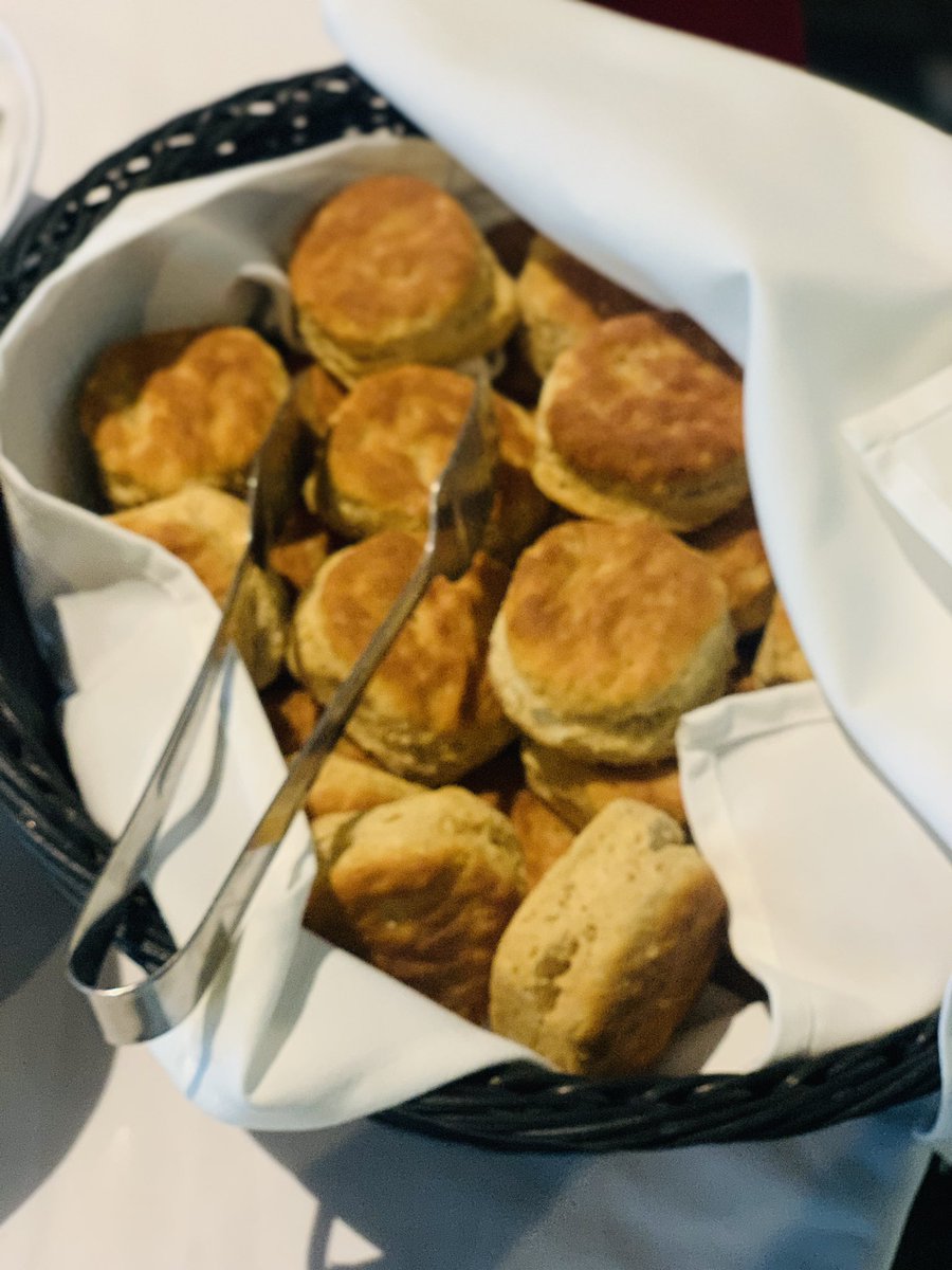 TrueFlavorsSA's tweet photo. This morning, we’re excited to be at the beautiful Witte Museum with our clients at VIA for their Executive Board Retreat! #trueflavorscatering #trueflavors #catering #sanantoniocatering #caterer #fridaycatering #breakfast #yum #wittemuseum https://t.co/eSnk1D2R92