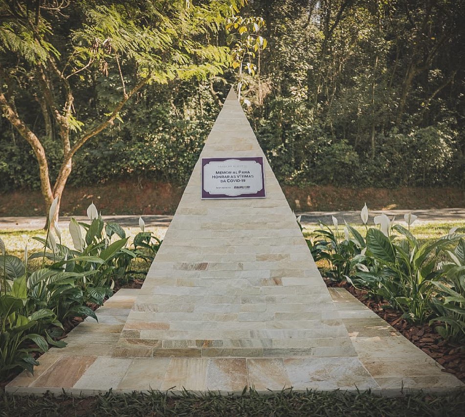 Nesta sexta-feira (dia 21), às 9h, o Parque Ecológico de Barueri (Via Parque, em Alphaville) recebe a inauguração da *PRAÇA DO MEMORIAL*, uma homenagem em memória às vítimas da Covid-19 🖤
