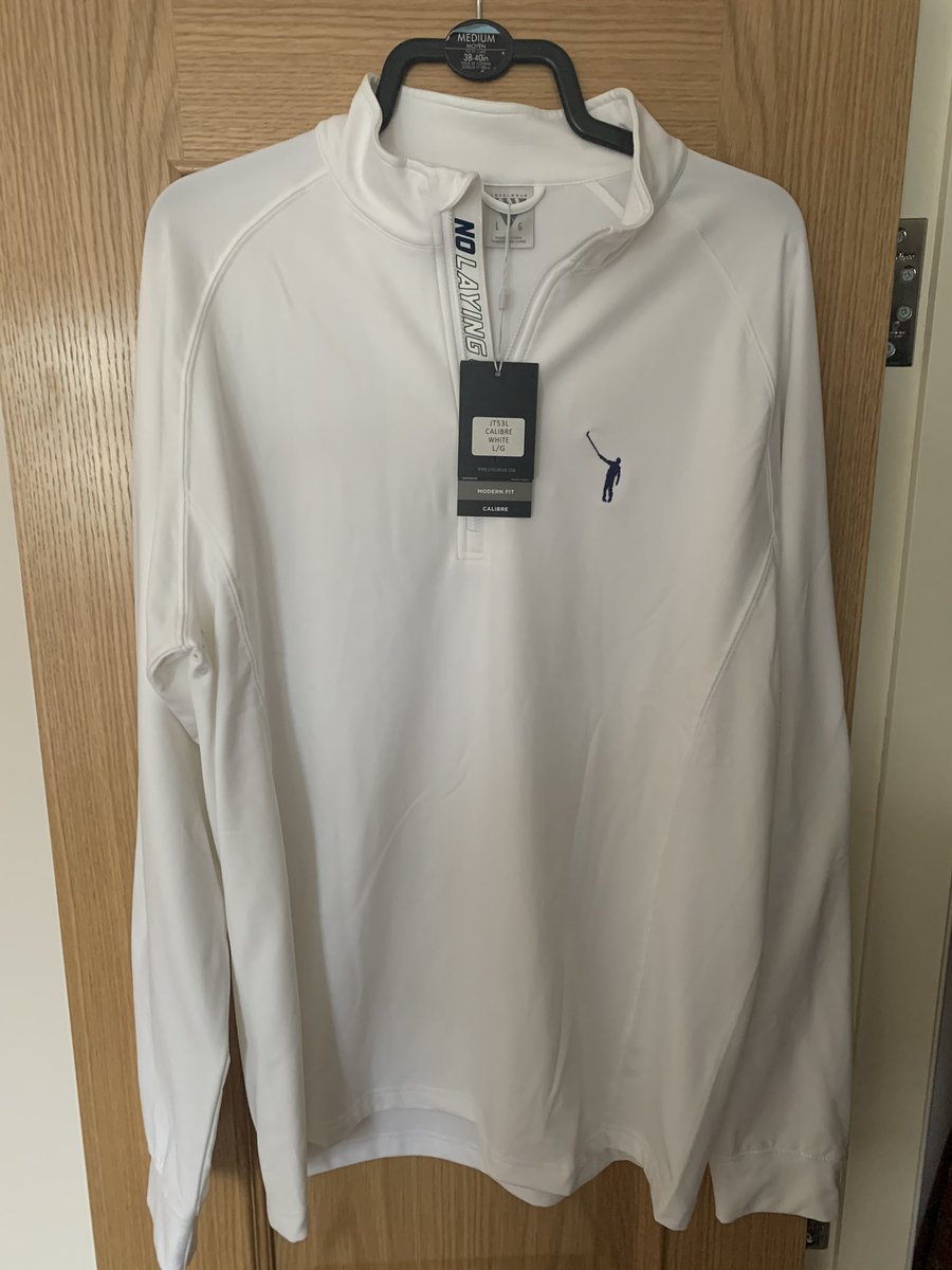 From the Killhouse to Aberdeenshire🏴󠁧󠁢󠁳󠁣󠁴󠁿 never been so excited for a piece of merch to arrive. If it wasn’t gusting 40mph winds and a monsoon outside would take it out. But it is. So wearing watching the PGA <a href="/NoLayingUp/">No Laying Up</a> <a href="/Matthew23P/">Matty Parker</a> <a href="/ngschuNLU/">Neil Schuster</a>