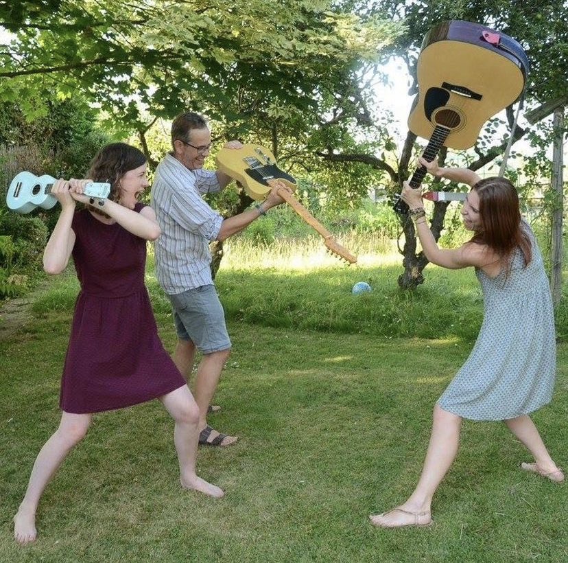 Our song Fingerprints is now available by the medium of YouTube - so you should certainly listen to it #songs #fingerprints #originalmusic 

youtube.com/watch?v=c5eVpo…