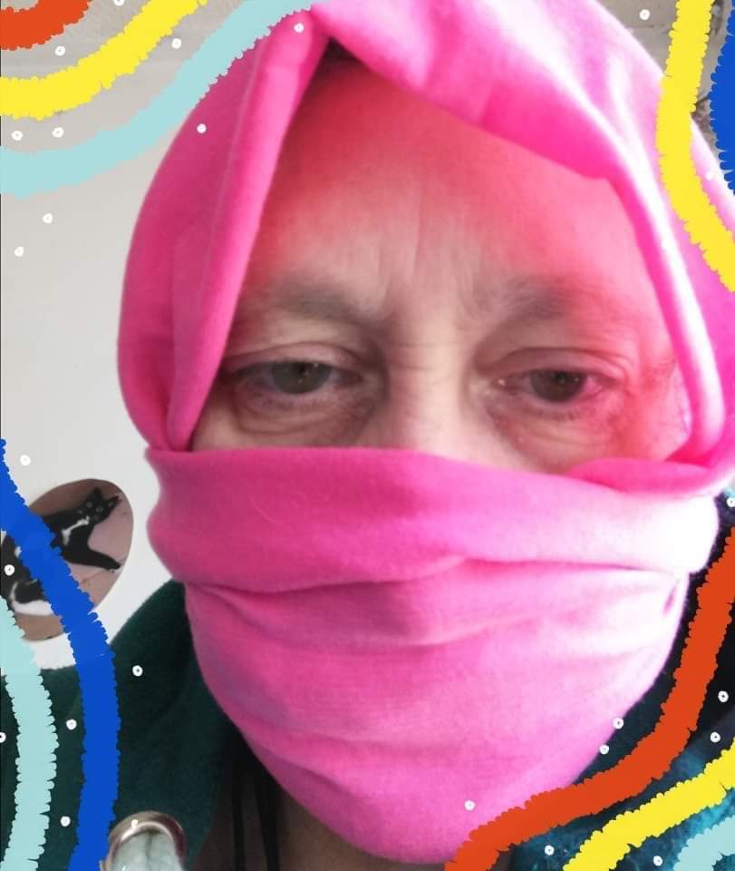 MidnightHolly20's tweet photo. Mama @Jacquel14985760 @McfJackie why you say it cold? Me lovely and warm cuddled into your duvet 😹. https://t.co/ZdCBVeRQVM
