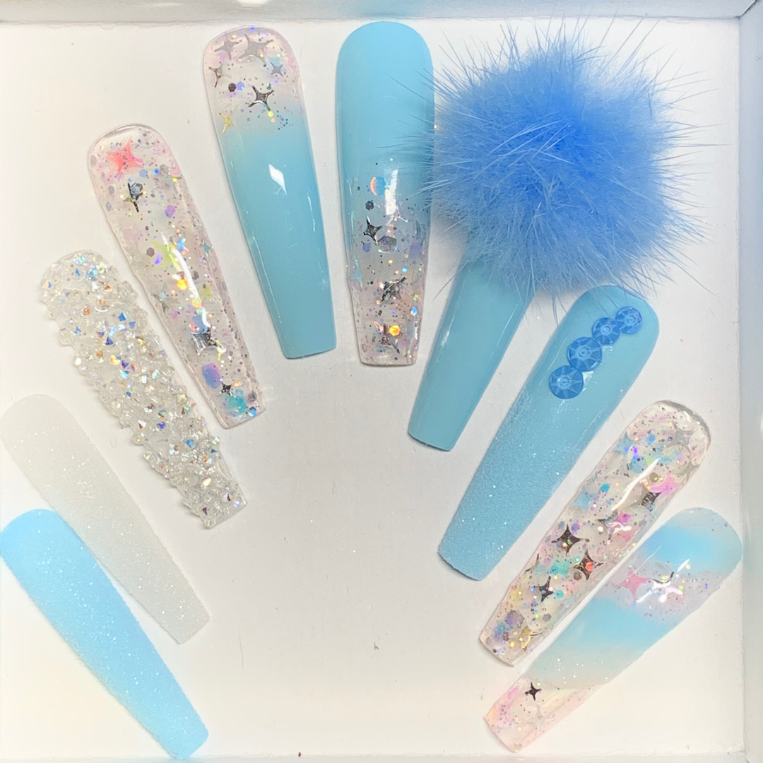 Sets made just for you 😍. We are still offering custom press on nail sets. This is a custom xl Sculpted Square with glitter and magnetic Pom Pom nail set 💙. Use the code WELCOME for 15% off your first order #bluenails #squarenails #nailcharms #xxlnails #longnails #tallynail