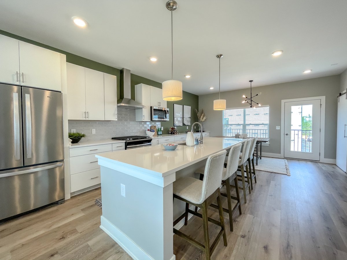 onyxandeast's tweet photo. Mélange. It's Me. Check out some of the shots from inside our model home! For more information be sure to check out https://t.co/X9toGgvyov
-
-
-
#onyxandeast #melange #uptownatwestclay #mibor #downtownliving #realestate #newconstruction #bagi #villageofwestclay https://t.co/lZEx2hfuvq