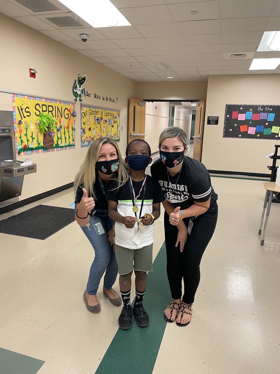 Mrs. Sanchez tweet media