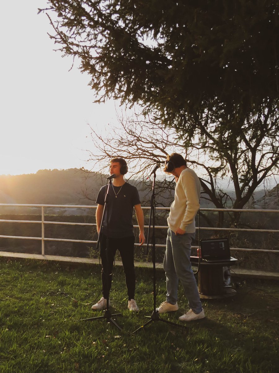 PEGI 21 - NOSTÀLGIA (EP) | LIVE SESSION youtu.be/aipNNNmO9bM via <a href="/YouTube/">YouTube</a>