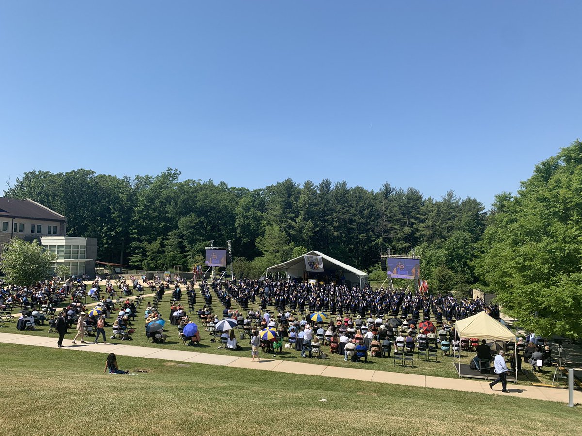 ad_andrewwu's tweet photo. Perfect day for 2021 Commencement 🎓🎓🎓🎉🎉🎉 Can’t believe these students have put in 4 years! Well miss you around here!!! https://t.co/LuZJ04qkpf