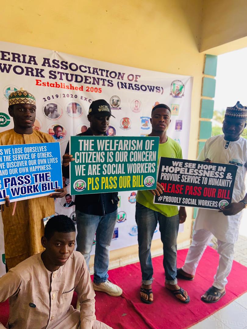 NigerianWork's tweet photo. @BASW_UK @Sadiya_farouq @NCStateSW @YSocialWork @MBuhari @IFSW @atiku @nassnigeria .....Nigerians deserve better sign the social work bill, social work students deserve a better practice environment sign the regulatory bill https://t.co/cdvPOjnAsa