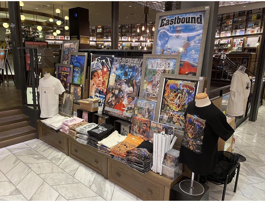 FIEND4DAMONEY's tweet photo. So in Japan 🇯🇵 right now there’s a pop up shop with these cool items for sale. I’ve recorded countless songs and released a lot of mixtapes,albums and projects. This one seems to keep popping up….cool and thank you. https://t.co/raQJNowvZA