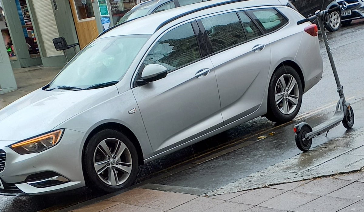 What is your view on e-scooters? I watched the owner of this <a href="/pureelectric_uk/">Pure Electric</a>  one being asked by a friendly policeman to step into his unmarked, fossil fuelled, 5 seat, car for questioning.  Time to legalise them? I think so.