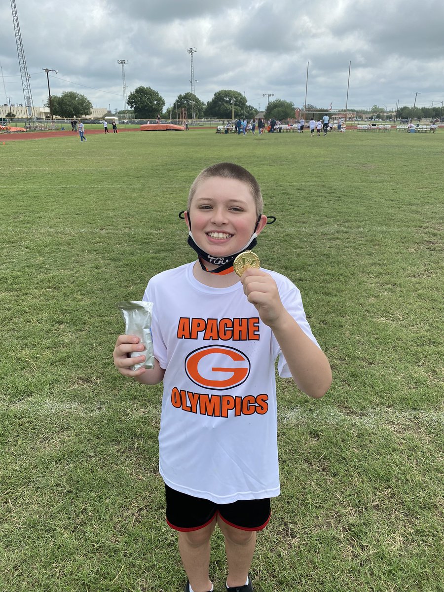 WaldieMichael's tweet photo. Ball Toss Medalists!  #ApacheOlympics #RollTribe https://t.co/CVuI7gvgnS