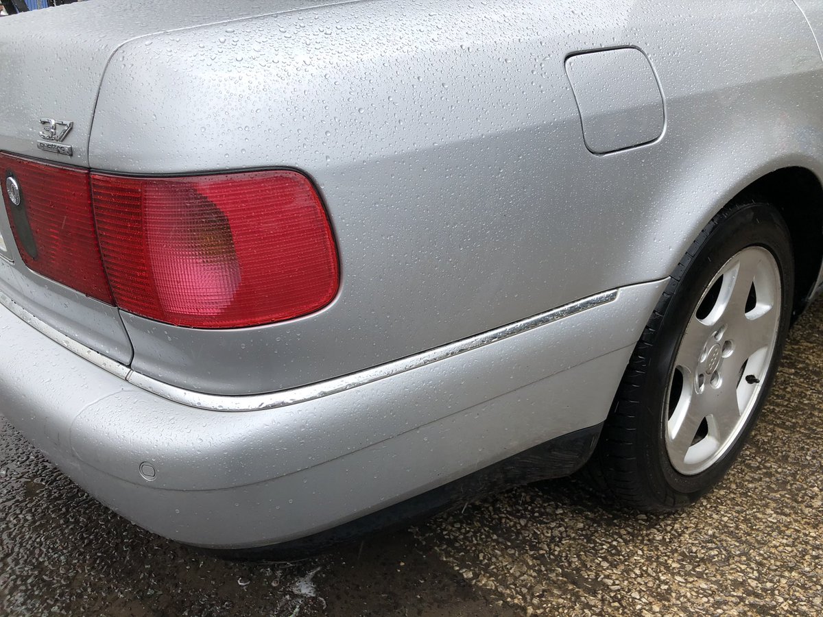 I spent a little time today working on our Audi A8 D2. Then I gave it a wash even though it didn’t need it! #crazy !

#audia8 #audia8d2 #keepitsimple #carswithdoubleglazing #audiquattro #audiv8 #carsfrom2001 #blackleatherseats <a href="/Carpervert/">Jonny Smith</a>  @ThePollitt <a href="/Si_Browse/">Simon Browse</a> <a href="/N2Grand/">Not £2 Grand</a>