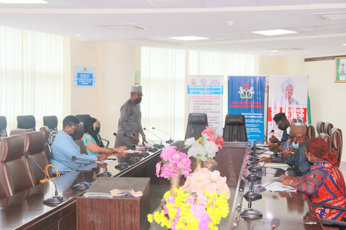 Aygf_'s tweet image. Yesterday AYGF paid the @FMWA_ng  an Advocacy visit on the #miccnigeria II project Campaign.

#stopirregularmigration #doittherightway #stophumantrafficking #youthdevelopment #womendevelopment #NGOs