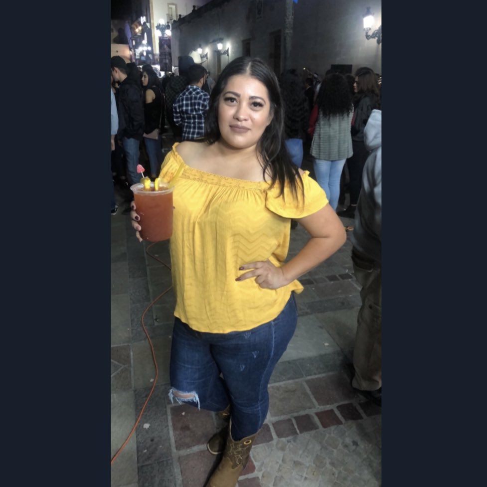_alwaysadri's tweet photo. “Las mujeres no deben de tomar así se ve feo”
*Tomándome un trago*
Ah bueno pa saber!
#MeGustaTomarYQue #LasMujeresPueden #MamaLuchadora #TatuadaTambien #SomosGuerreras #Mama #Momma #TattooedMomma #Mexico #Jalisco #Teocal #Teocaltiche #TurismoTeocaltiche #LaPlaza #Jaliscience https://t.co/3i3XDUpin3