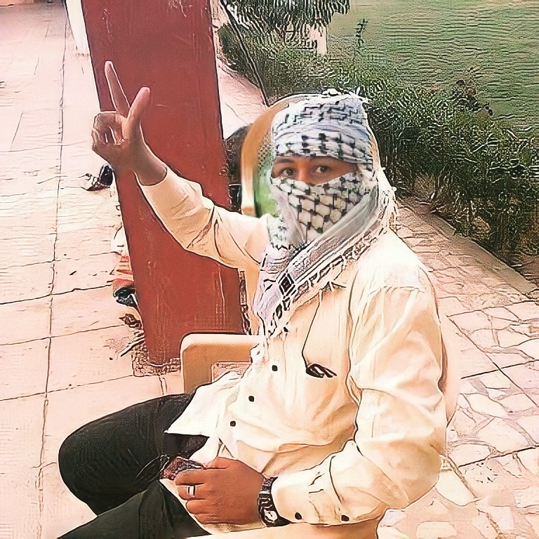 winter9120's tweet photo. #فلسطين ، ثم أنتِ ، ثم الاقربون قلباً لا دماً ، ثم اصدقاء المواقف لا سنين المعرفة ،ثم #فلسطين من جديد ..🇵🇸💛
#غزة_تنتصر_للقدس https://t.co/wa4kDfyMRQ