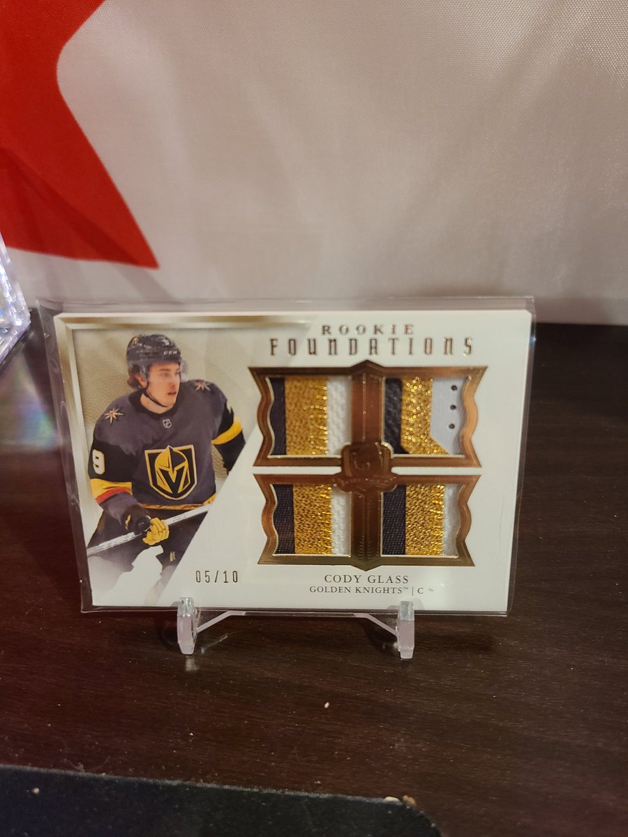 XplosiveSport's tweet photo. Some beauties from our 2 tins of 19/20 THE CUP!!! Come check us out on Facebook and get your hits too!! @UpperDeckHockey @SHOWYOURHITS #collectthebest https://t.co/VPyFmNyqfG