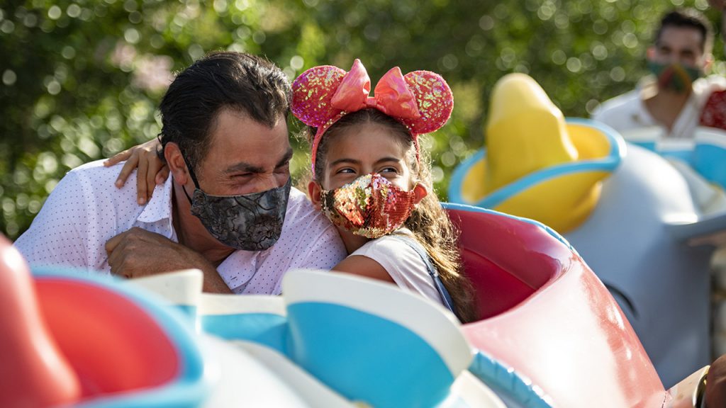 DisneyParks's tweet image. Looking to plan the best day ever at the @Disneyland Resort with your young family? Look no further! Now that theme parks have reopened, here are a few tips to help you plan your visit: bit.ly/3f87ij1
