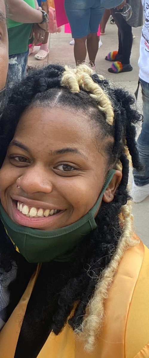 When your Valedictorian and Salutatorian are STUDENT-athletes

Congrats  to the graduated seniors:

Keylaysia Pouncy
Keirra Wilson

<a href="/iamcpsathletics/">IAMCPSATHLETICS</a> <a href="/Senatorbaggett/">Mr. Baggett</a> <a href="/IamCPS/">I Am CPS</a> <a href="/cmac_sports/">Cincinnati Metro Athletic Conference</a>