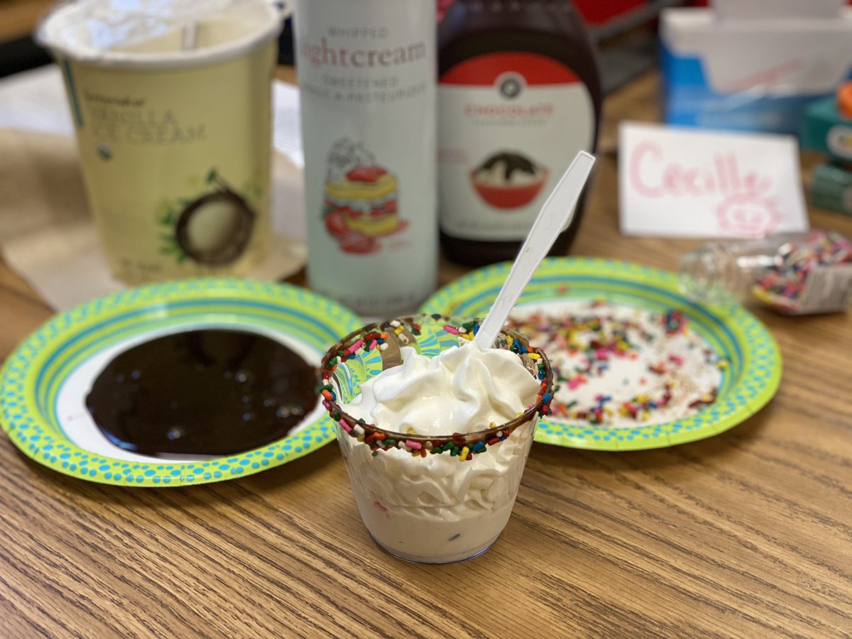 DrSunshine1908's tweet image. Good times! These R the Good Times! To end our lesson on dairy group, we took a virtual trip to an 🍨 shop to see how it’s made. After, we made sundaes...Summer Yummer! #rhymingwords #MayFun #FUNdamentalLearning Please check✔️ my rim work!😄 @APSFinchEagles @aps_OEL @APS_DSE