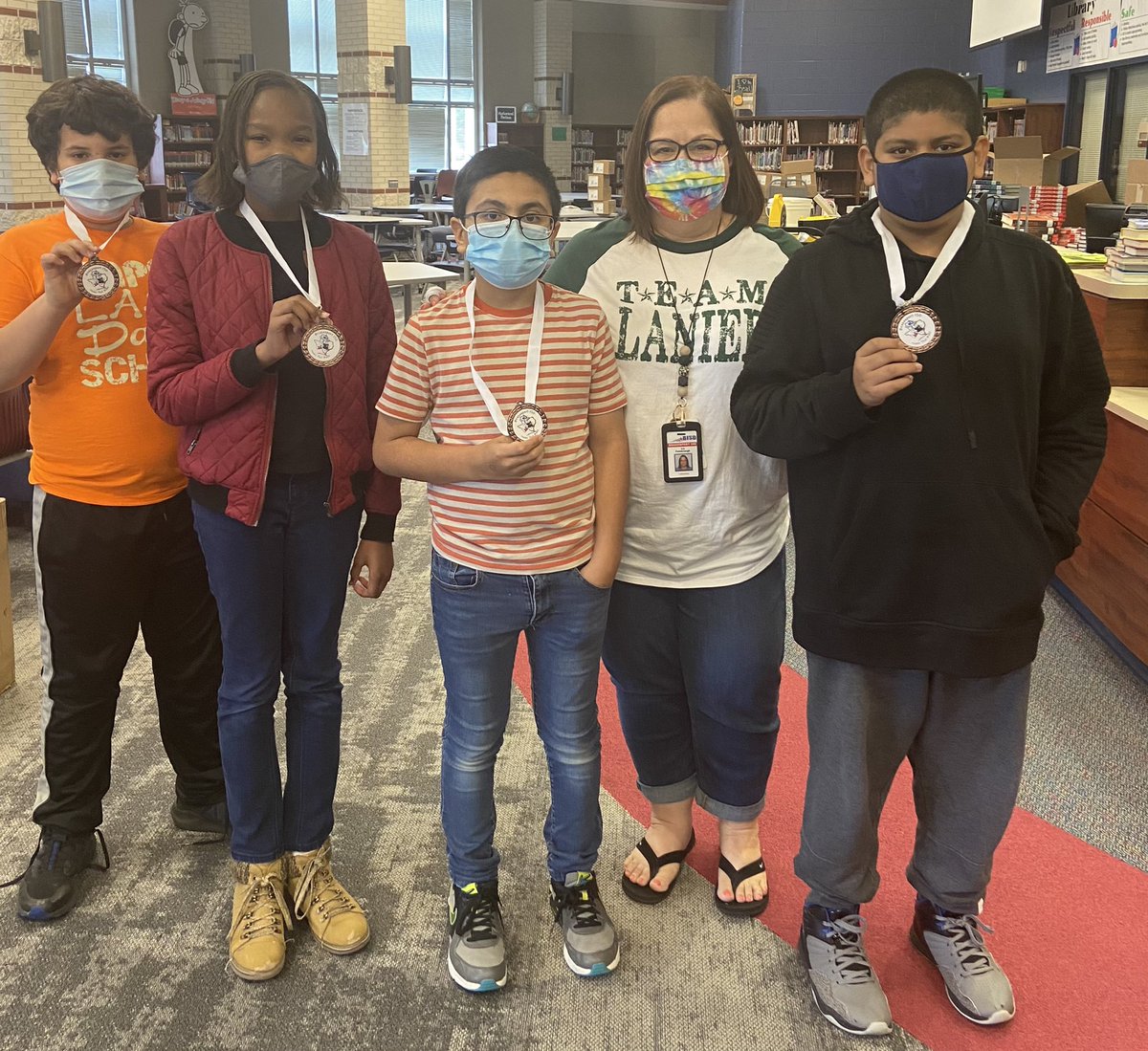 LMSFreeport's tweet photo. These Lanier Lion Readers earned 3rd place in the Name that Book Competition! #BISDPride https://t.co/NNqw76c2ZV