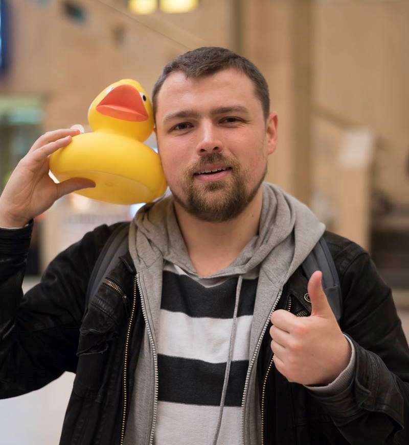 ❗🆙 NEWS : Denys Desmecht, comédien et animateur de la matinale <a href="/youfmbe/">YOUFM</a>, sera aux commandes de notre édition spéciale #SoundDesign du Mons Game Dev Cafe 2021.2 ! 😃 Et vous, vous serez de la partie ce mercredi 26 mai? 

👉 Inscrivez-vous vite ! eventbrite.fr/e/billets-mons…