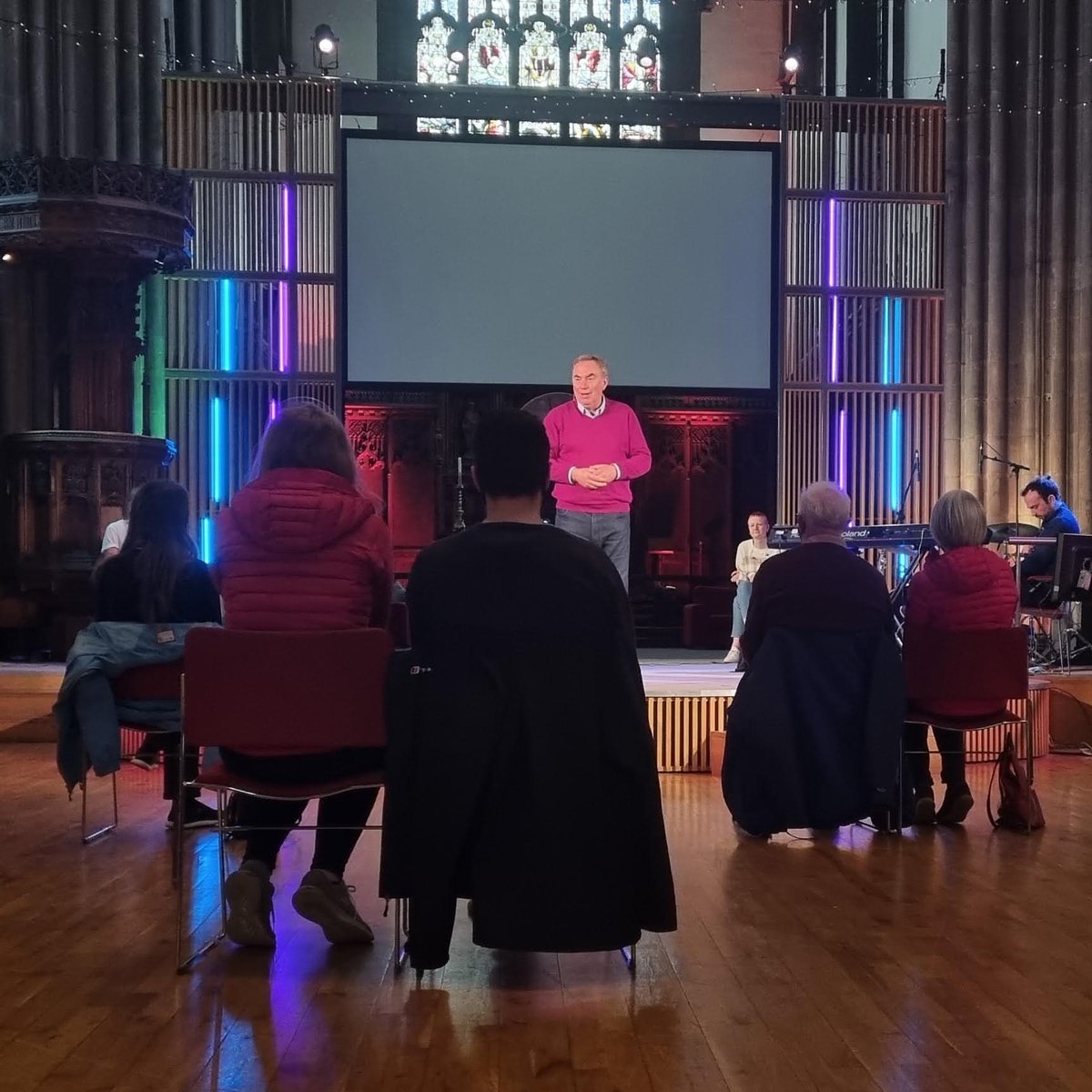 Our Sunday Gatherings at 5 pm &amp; 7 pm still have spaces, we would love you to join us.  

Register here: psandgs.churchcenter.com/registrations/…