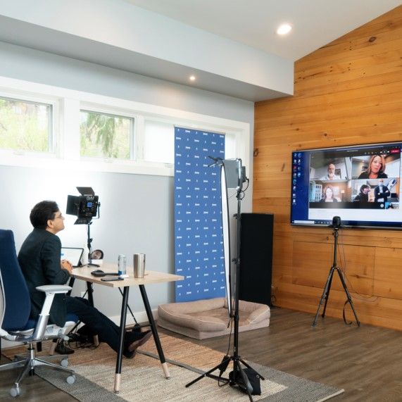 AmwayCEO's tweet photo. Have you found it difficult to stay connected to your team when #workingvirtually? 

For me &amp; my team, #videomeetings are an integral part of our day. Thanks to our tech savvy Amway team, I've remained productive while working remotely!

#WFH #WFHsetup #productivity #AmwayLife https://t.co/8b5K1PpLuN