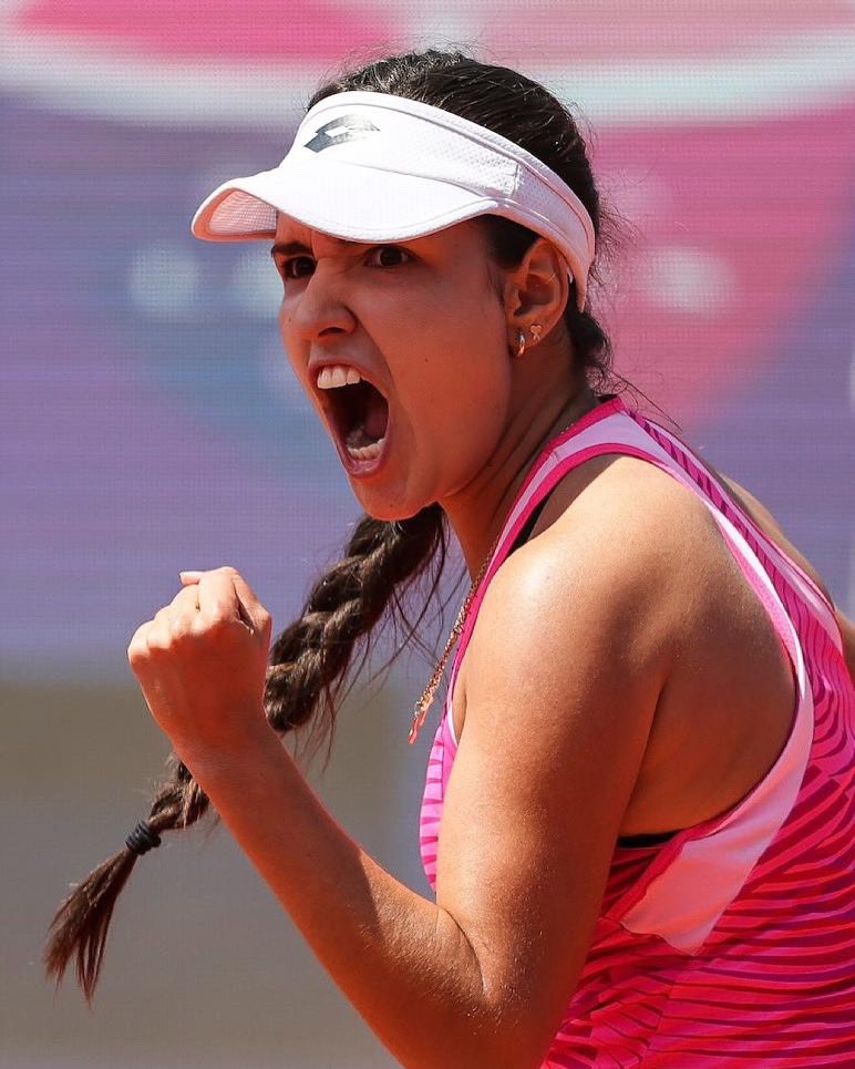 CamiOsorioTenis's tweet photo. 🔜 Semis!! 🎾🙏🏻💪🏻 gracias Dios que bendición 🥰 https://t.co/2nKRvax1Lc
