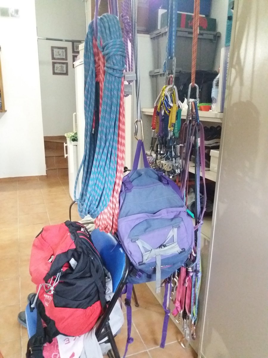 LasarteAitor's tweet photo. Climbibg partner required. Easy and affordable routes in the Pyrenees or Alps (III-IV): Badile, Eiger, Triglav, Brenta, Marboré, Vignemale...
#climbing
#climbers
#climbingpartner https://t.co/r0HEL59qBL