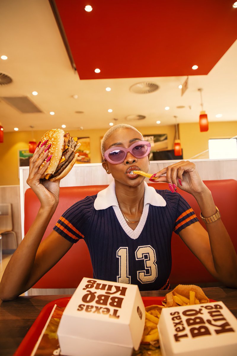 TwiggyMoli's tweet photo. ate. https://t.co/AXKah7FBCT