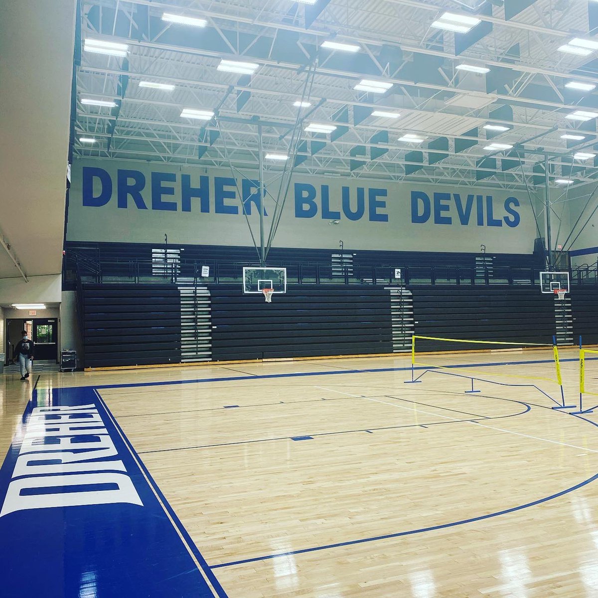 ervin_mack's tweet photo. Today’s time at @DreherHigh...one for the books. They’ve experienced great loss recently that led to 🔥’ed up Gospel-filled convo with @CoachTSullivan ! Shout out to the coaches/AD for hanging out with me! Big things coming to the Blue Devils! #FCATakeover #richlandcountyiseeyou https://t.co/CYF7M6kxcK