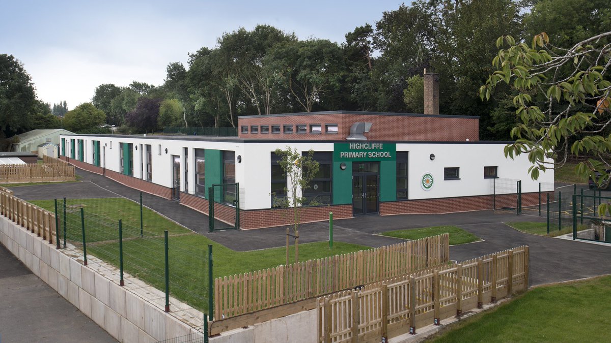 Spt_Initiative's tweet photo. FRIDAY INSPIRATION: "Design is intelligence made visible" - Alina Wheeler
πΈ: Highcliffe Primary School, Leicester - a project we recently handed over for 270 pupils π
#FreshApproach
#SpatialInitiativeWay #BuildingExcellence #Construction #Building #UkConstruction #Strategic https://t.co/ruppmZR6iE