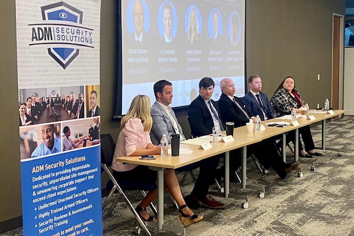 HoltLunsfordCRE's tweet photo. Scott Moore with HLC had the honor of being chosen as an expert panelist for the BOMA Greater Dallas Foundation Education Committee's State of the Market Breakfast. Thank you, Scott, for your dedication to the CRE industry! @BOMADallas #HLCRE #DFWpropertymanagement https://t.co/u3OT42qz6m