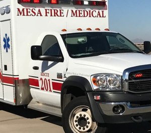 tomscanlonpress's tweet photo. Four children suffered “moderate to serious injuries” when a bounce house was lifted by wind Thursday afternoon. Fire department crews treated the four kids and took them to a hospital. The bounce house was part of a graduation party near Brown and Val Vista in central Mesa. https://t.co/470PzMI9zj
