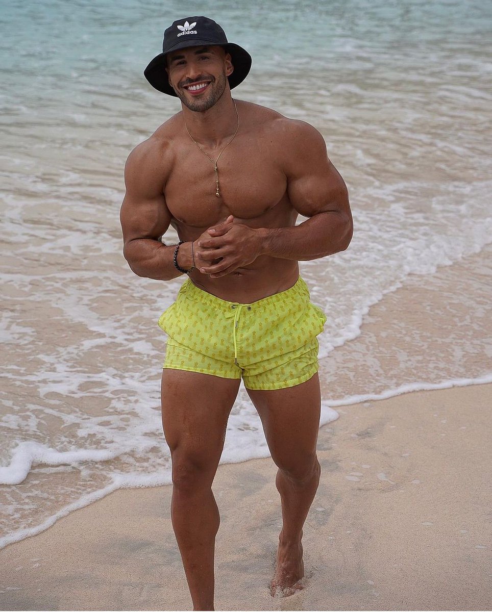 alphamaster02's tweet image. I am your superior master 💪🏽😈 #alphamaster #fimdon #cashslave