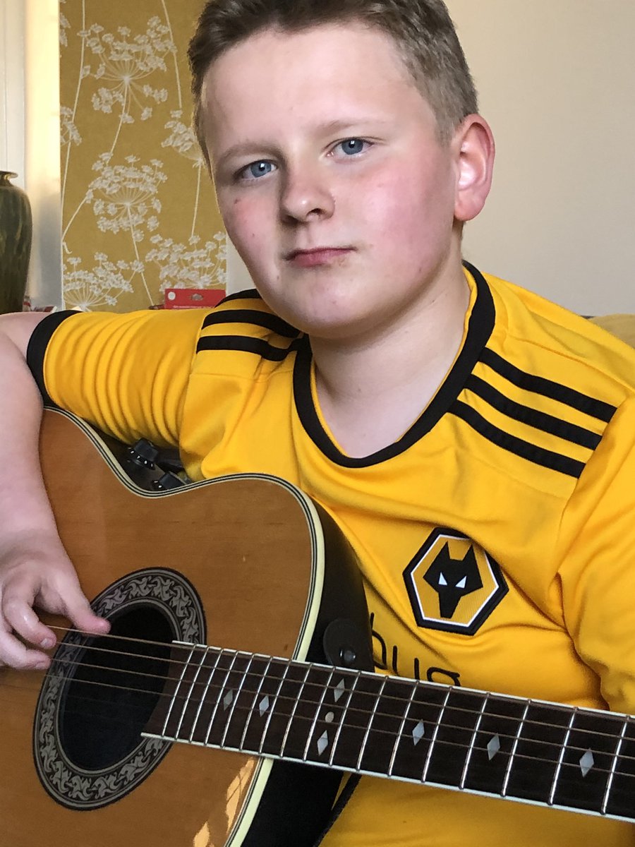 Sad news for us here, Nuno Espirito Santos, the manager of <a href="/Wolves/">Wolves</a> has announced he’s leaving at the end of the season. 

Joseph asked me to share this video of his singing one of the Wolves fans’ favourite songs - Hi Ho Silver Linung by <a href="/jeffbeckmusic/">Jeff Beck</a> 

youtu.be/NvdyDq4tRek