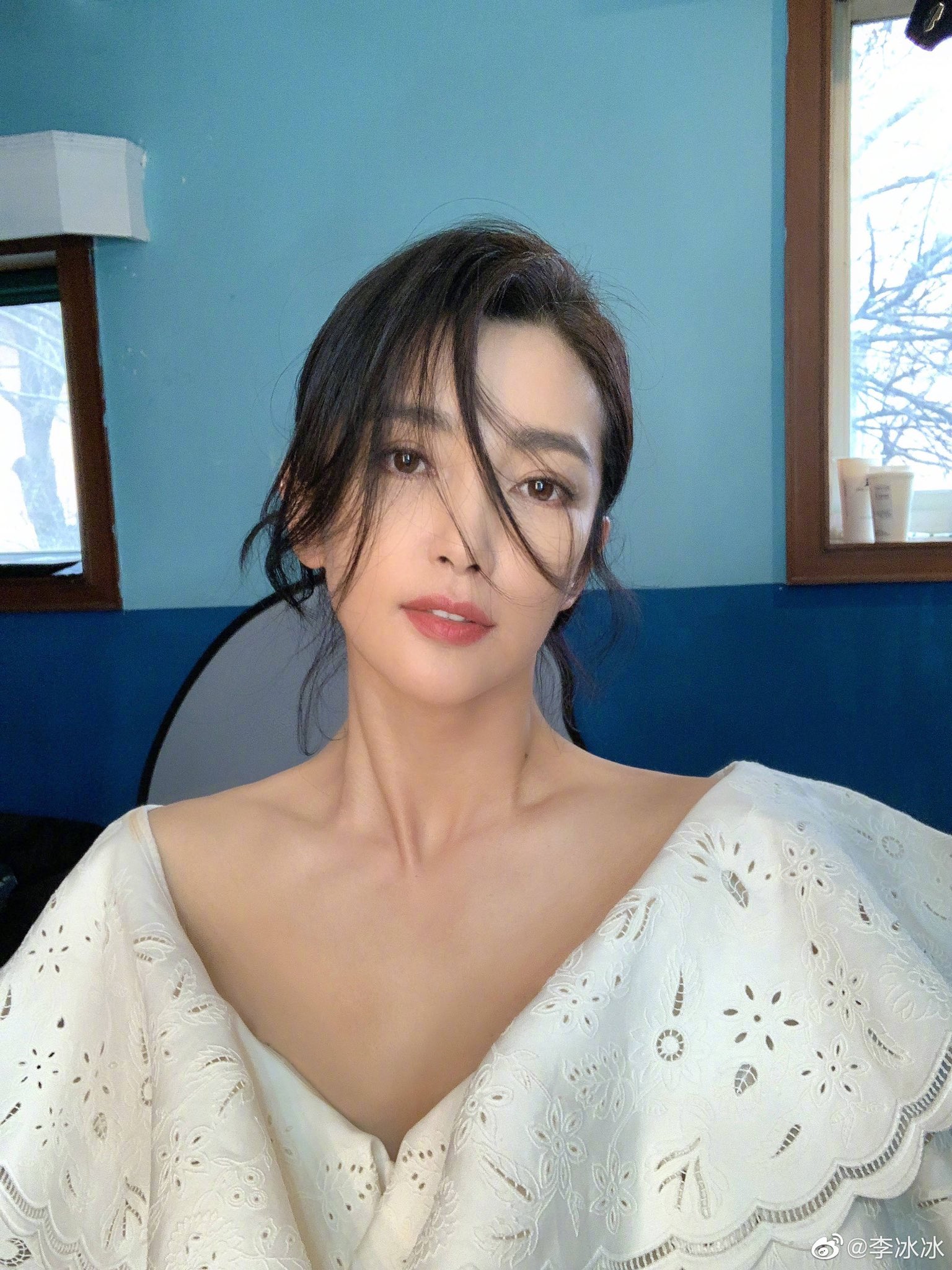 はげまして成宮 1973年生まれの中国女優のリービンビンさん 私もこんな素敵な歳を重ねたいなと思わせてくれるお姉様 T Co C7thxqf9qe Twitter