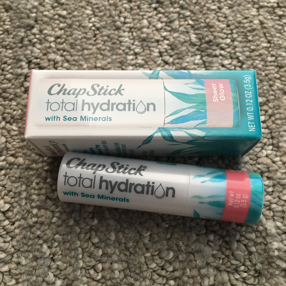 NaturalSista7's tweet photo. I received this complimentary from @influenster and @chapstick in exchange for my honest review! This by far exceeded my expectation. It does exactly what it says!! #ChapStickSeaMinerals #complimentary @ChapStick @Influenster https://t.co/bfqzNhqH47