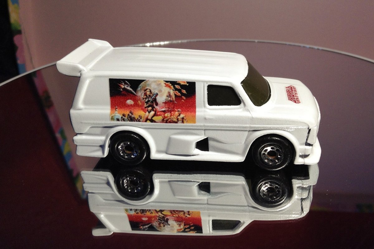 Suescuriosities's tweet photo. Excited to share the latest addition to my #etsy shop: Vintage, 1980s, Matchbox Ford transit supervan, unique, custom, one off, collectable, art, collector, car collection, mancave, gift https://t.co/Zp6vIBerUI #white #birthday #christmas #black #vintage #1980s #matchb https://t.co/ByMkqOH3N2