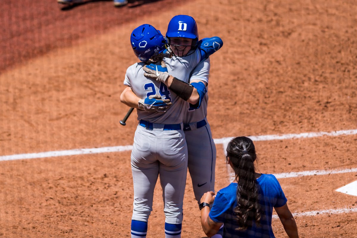 That moment when you realize you just launched a ball into orbit ☄️😳

#Te4m | #GoDuke 🔵😈🥎
