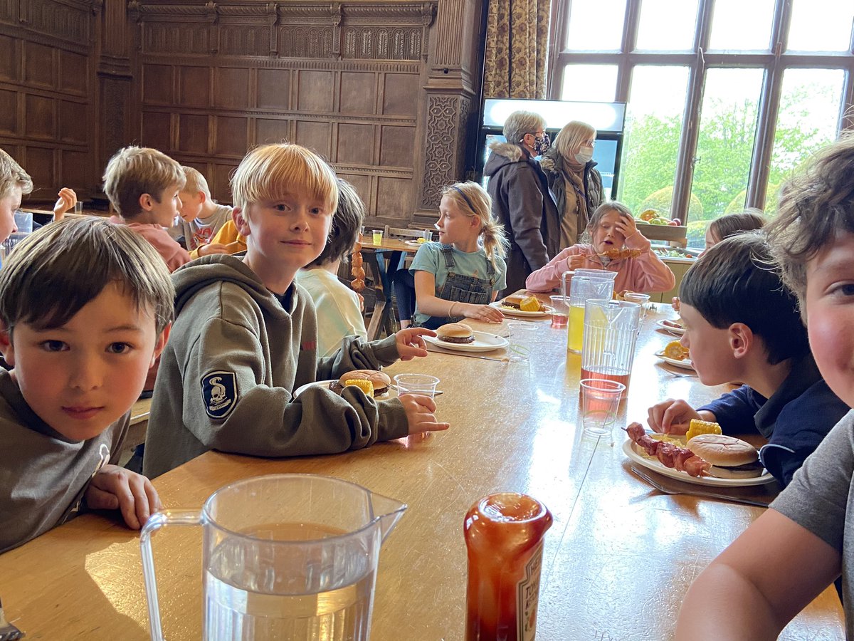 WHS Boarding tweet media