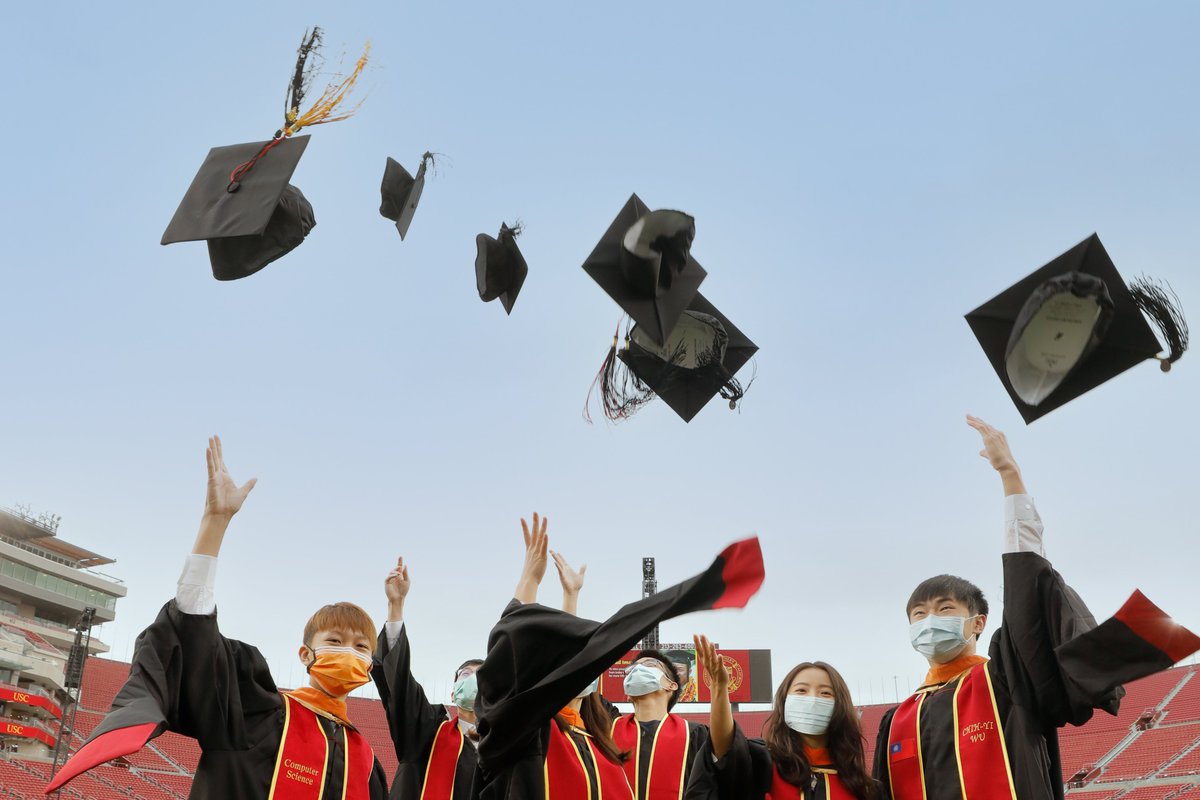 USC's tweet photo. A Commencement like no other! Congrats to our #USCGrad celebrants and remember you are always a part of the #TorjanFamily. 

You can still watch videos, check out the social media wall, and more at https://t.co/YxZlBZb3iz https://t.co/pQ4wuycMJJ