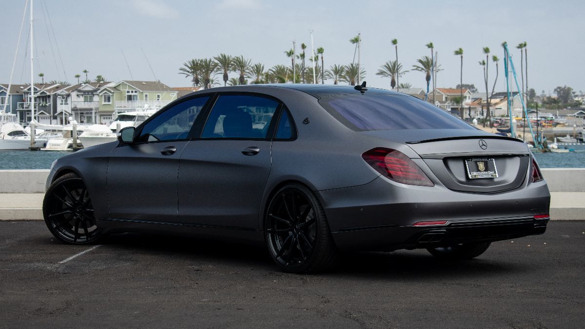 CAMotoDirect's tweet image. 👉 Make it a #MercedesBenz Maybach S600 #Friday #ForSale CLICK TO VIEW &amp;gt; mailchi.mp/ocmotorsdirect… Twin turbo V12 in Wrapped Black w/Low Miles #Auto #Friday #automotive #fridaymorning Follow us @CAMotoDirect for #Deals on #Cars or visit our #SoCal dealerships today👇