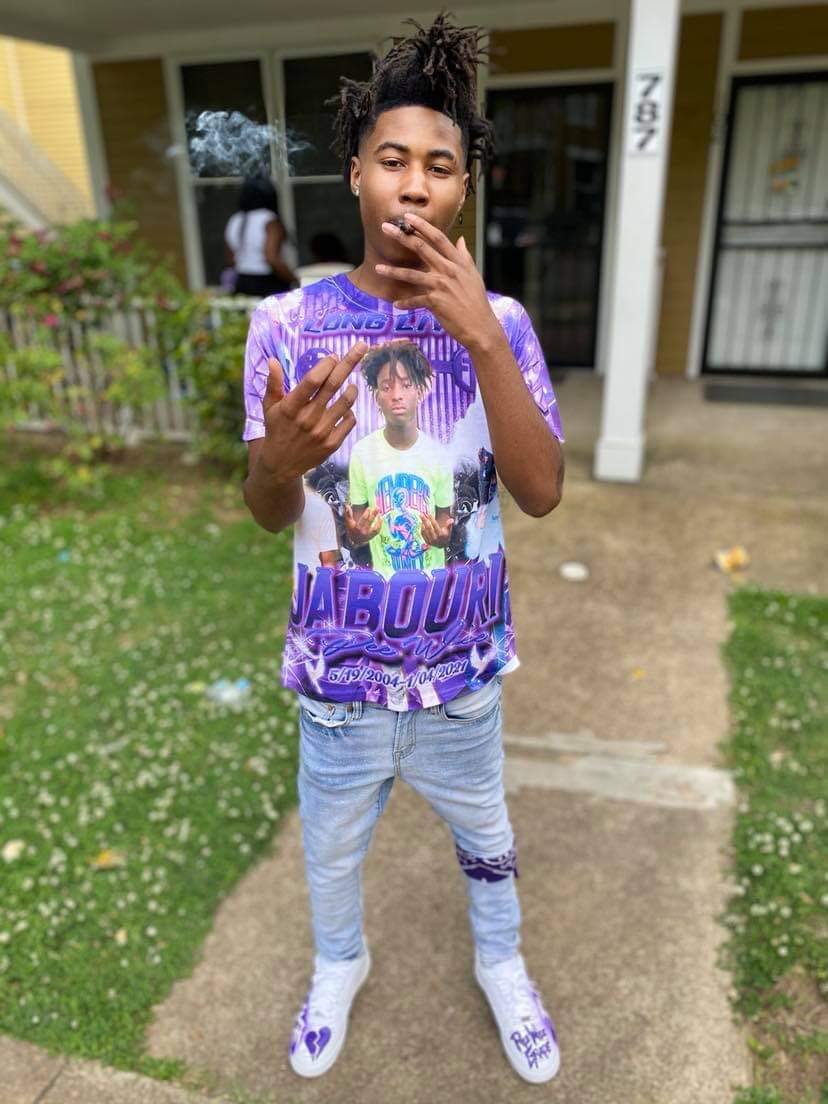 biGGrape1033's tweet photo. Every Move I Make I’m Missing You Ona Side Of Me 💔…..Faeva U Live Through me 💜🤧

#HAPPYCDAY #PeeWeeLiving4L💜 https://t.co/56keGctEnD