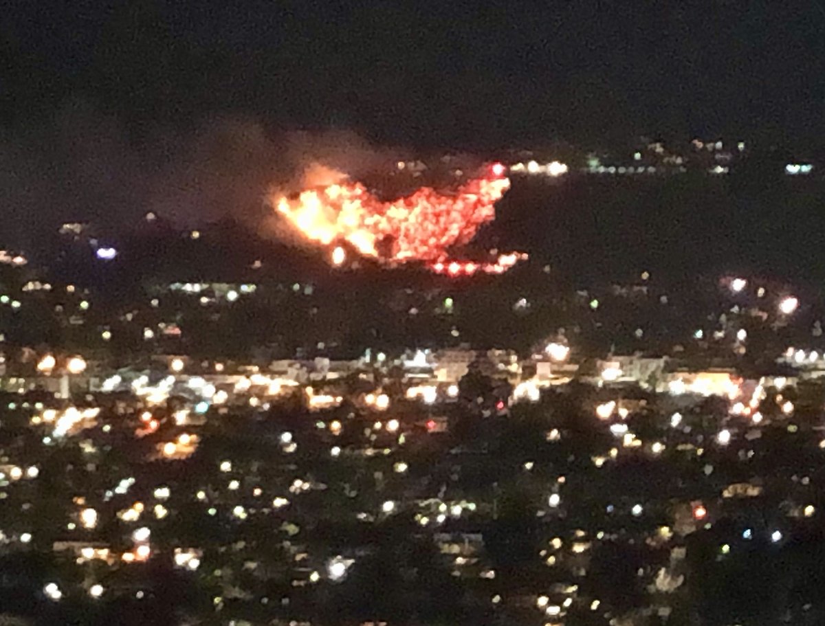 Fast moving #SantaBarbara #LomaFire  at TV Hill, captured on our drive home last night from the upper Riviera. Thank you to firefighters &amp; all crew for keeping everybody safe 🙏🏻
