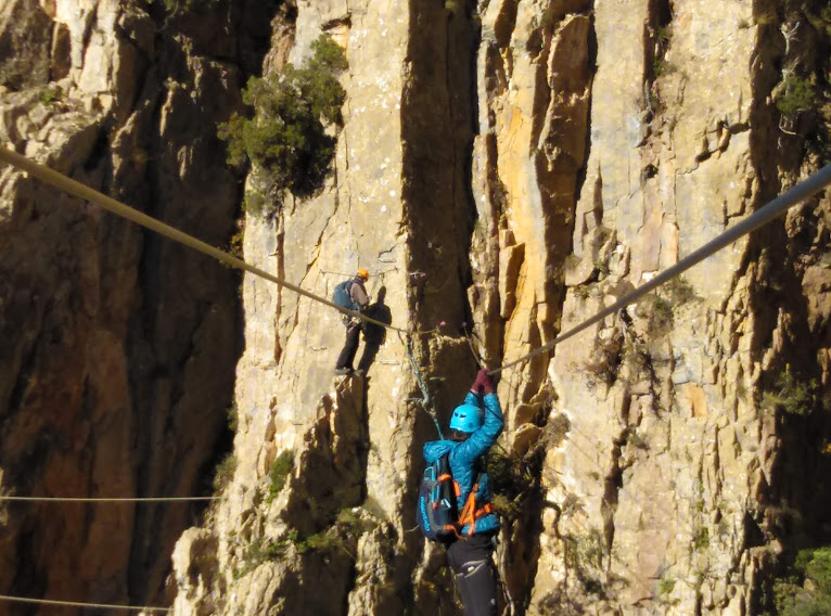 radio_vitoria's tweet photo. 🥾 La Vía Ferrata, ubicada en el #concejo de #Sobron, estrena un segundo itinerario HARRI GORRI 🧗♂️
#Lantaron @AnanakoKuadrila @ananaturismo
📻 #Herrian @AcoaAke https://t.co/dI4l57tXbN