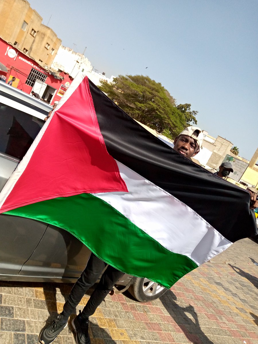 Hamidou143's tweet photo. Alhamdoulillah louange en ALLAH seigneur de l'univers tout nos invitations en vers la population Palestiniens (e) qu ALLAH les protége contre les juifs Amine #freepalastine 🇵🇸🇵🇸🇵🇸🇵🇸🇸🇳 https://t.co/eqrUNjXKWB