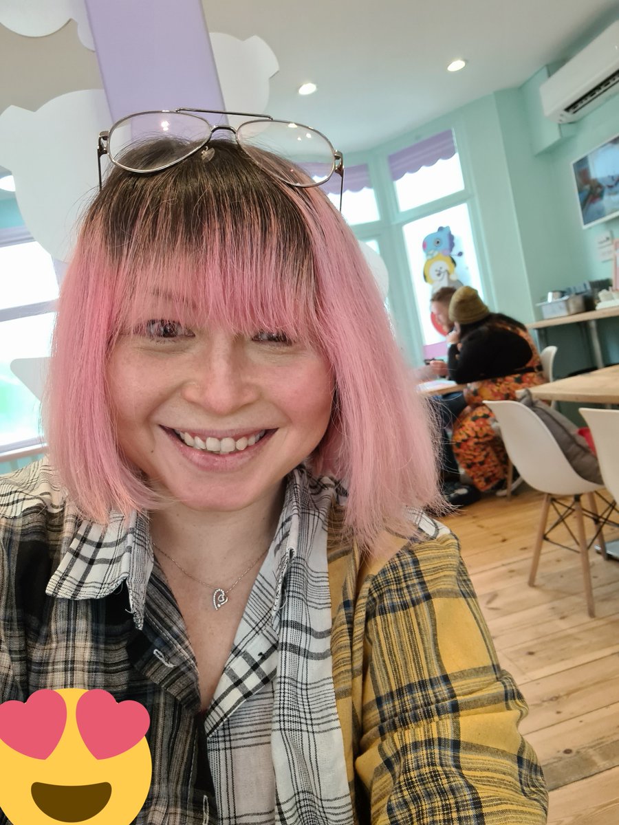 AngmoChabo's tweet image. #artboxcafe