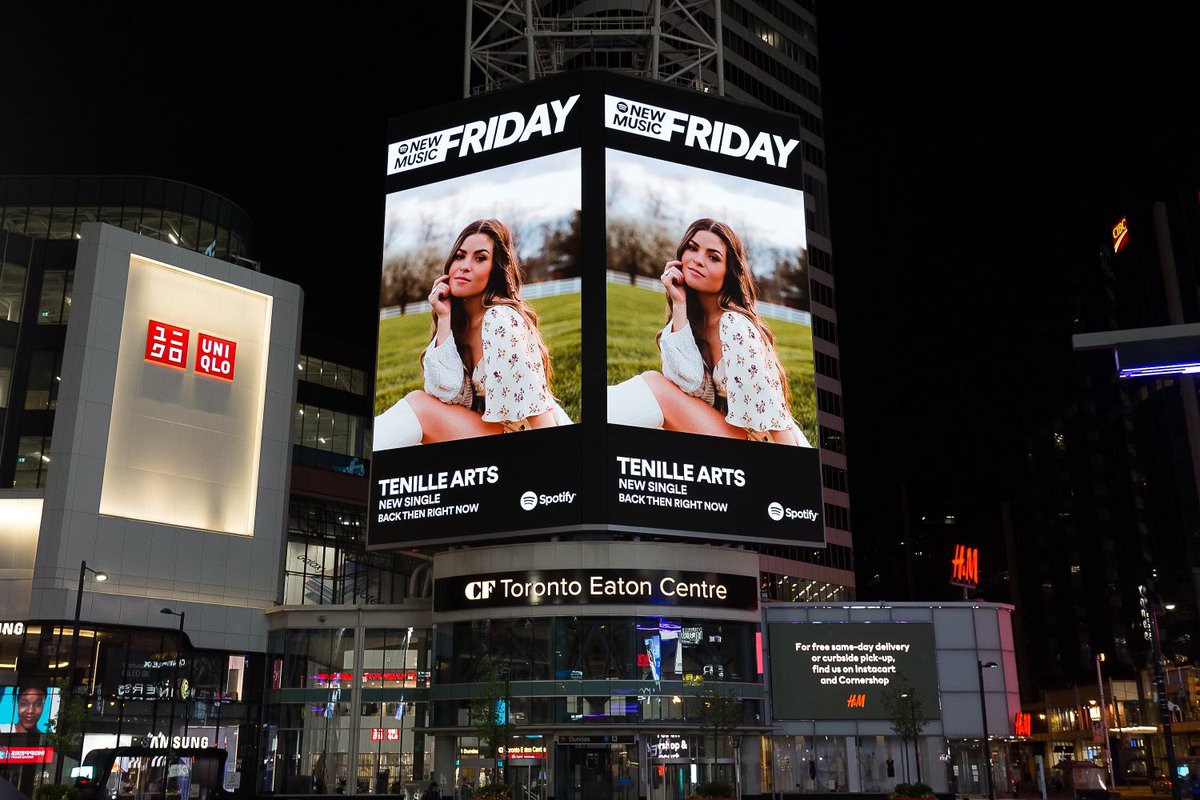 TenilleArts's tweet photo. I said I could use a little back to my roots and @Spotify took it to heart... right back to Canada!! This is so unreal. You can hear #BackThenRightNow on #NewMusicFriday!! 💚 @SpotifyCanada https://t.co/HePiSK61vL