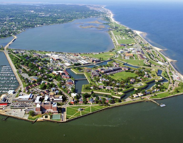 ChooseHamptonVa's tweet photo. Governor Northam announces Fort Monroe Authority has approved a 40-year ground lease with Smithfield-based Pack Brothers Hospitality https://t.co/uLzBntRd4U https://t.co/pJXJ1pcWYG