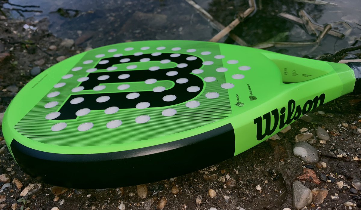 Wilson Blade Team💚

Round shape, lightweight, perfect for control players🙌🏻

Beginner to intermediate players will LOVE this👌🏽

The last available Wilson padel racket, rest are sold OUT😮

Shop now at everythingpadel.co.uk